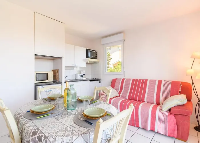 Zephyr-1 By Interhome * Arcachon